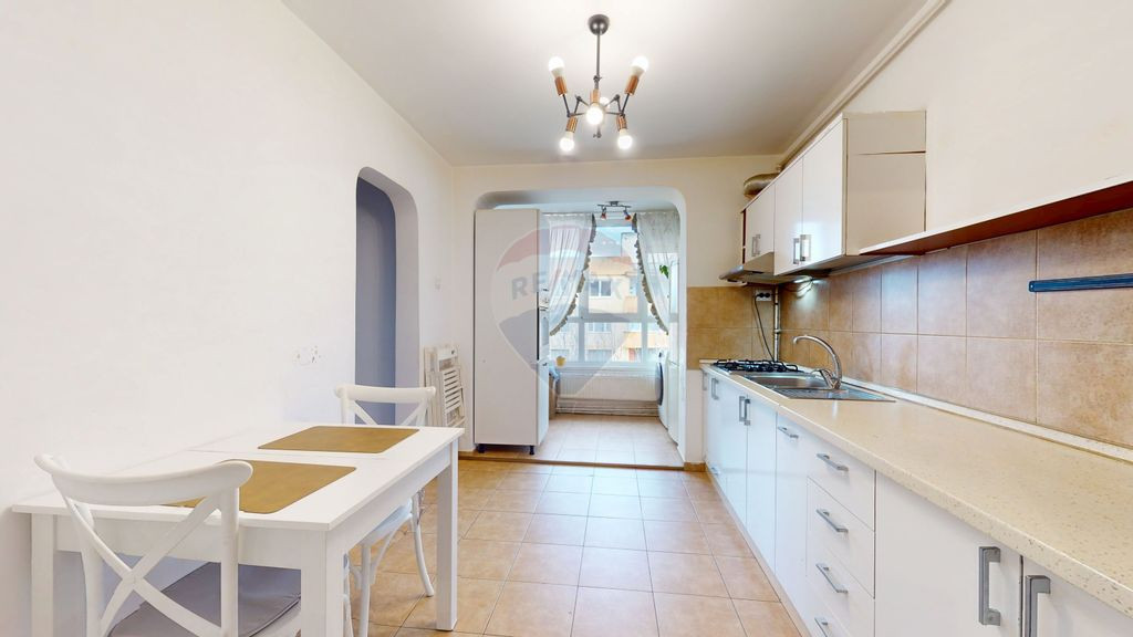 3 Camere Spațios | Vedere Neobturată Tâmpa | Zonă Scr...