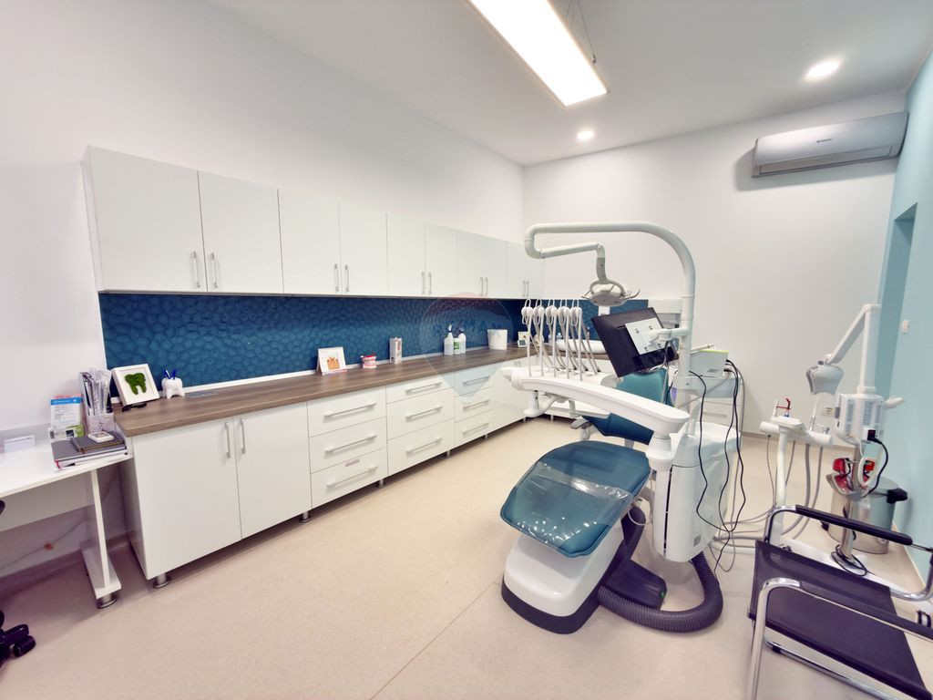Cabinet stomatologic complet echipat, de închiriat în c...