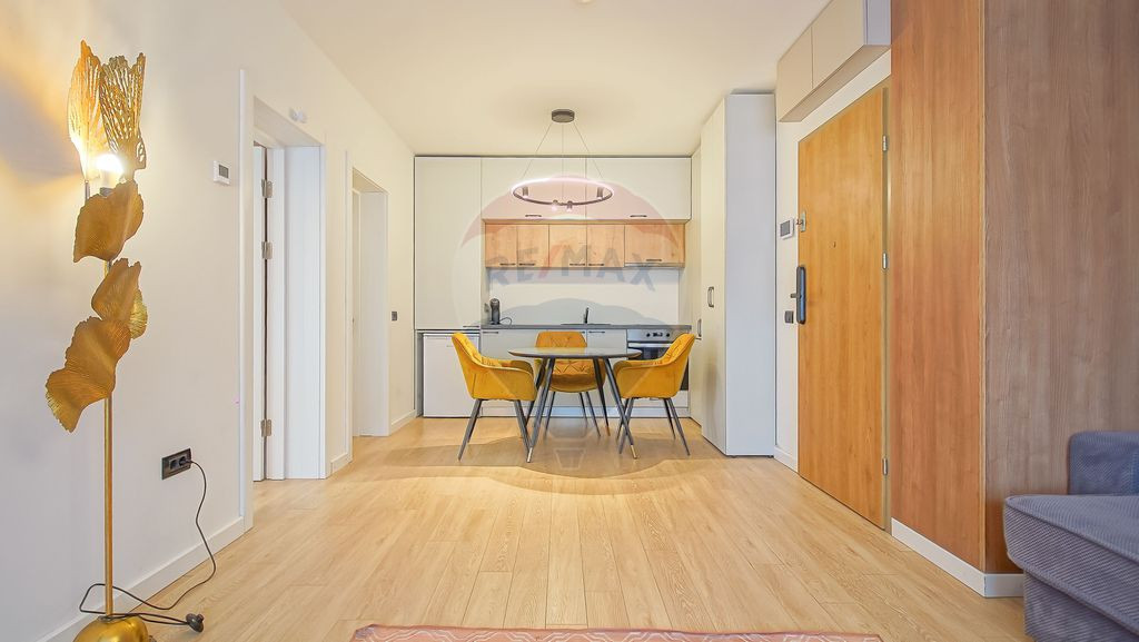 STUDIO MOBILAT SI UTILAT CU TERASĂ 17 MP | GRAND CHALET ...