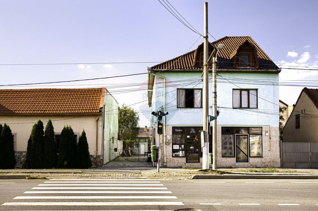 Pensiune 20 camere de vânzare zona Gradiste - Preluare c...