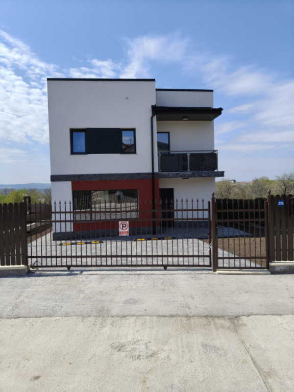 BÂRNOVA - Casă individuală P+POD, 156 mp + 1000 mp teren