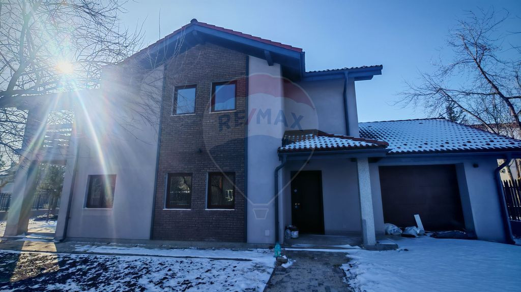 Vila cu 4 camere de vanzare I Corbeanca I Laguna Albastra