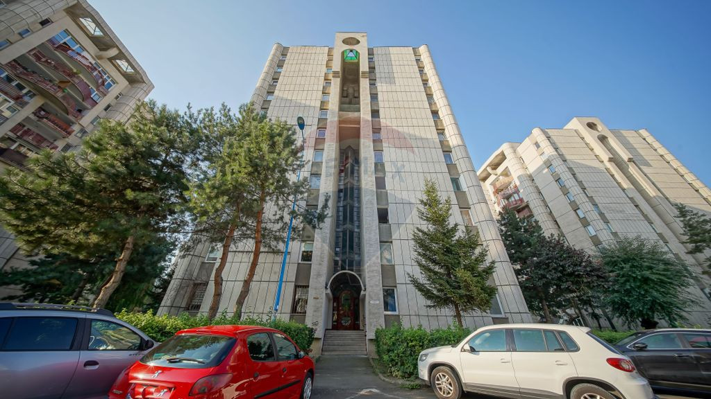 Comision zero! Apartament cu 3 camere, Grivitei, vedere p...