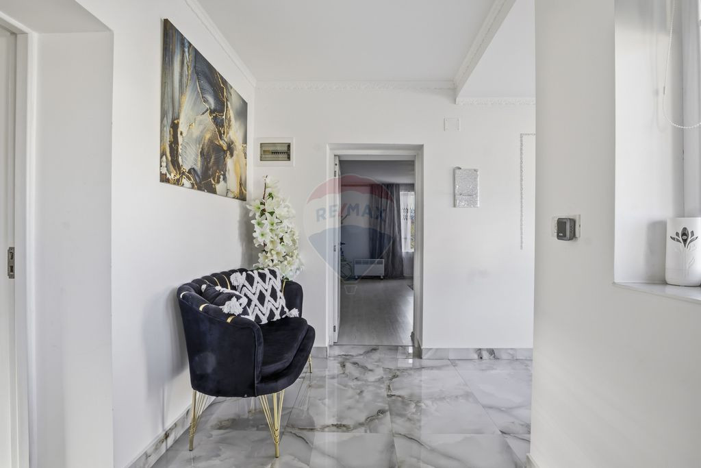 Casă renovată cu teren generos în Satu Mare,Secusigiu