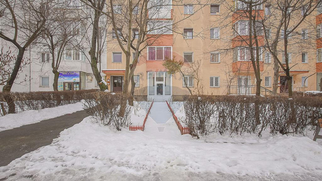 SPATIU 40 MP UTILI CU VAD | BULEVARDUL ALEXANDRU VLAHUTA ...