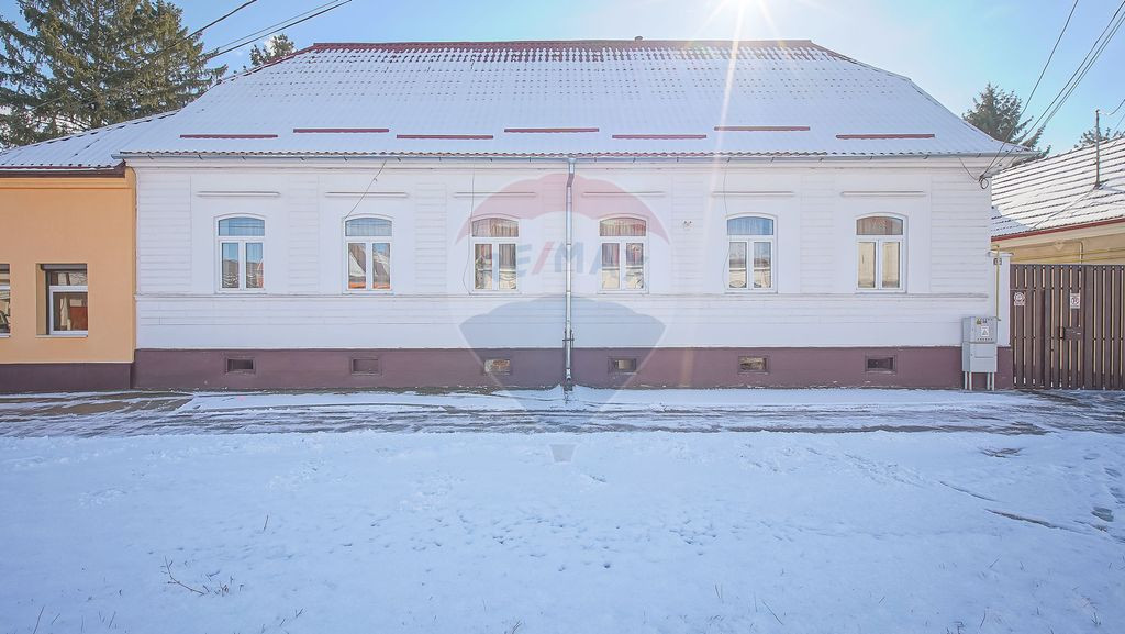 Comision 0% | Proprietate săsească restaurată complet ...