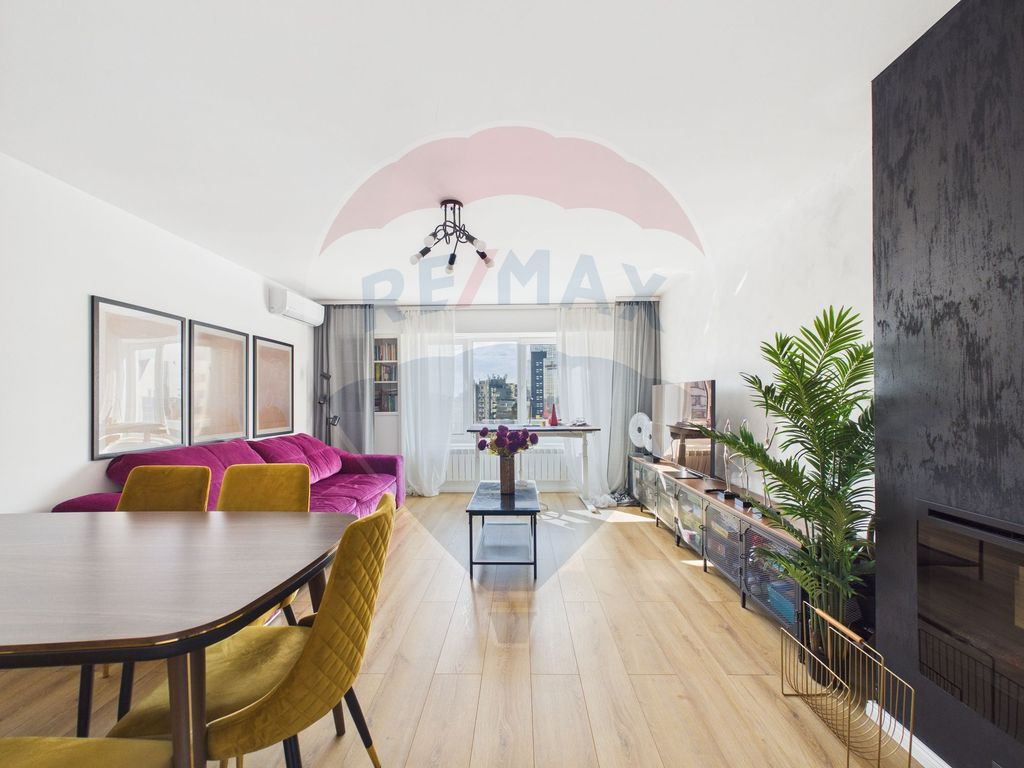 Apartament de vanzare, 3 camere ultra finisat, Bd. Unirii...