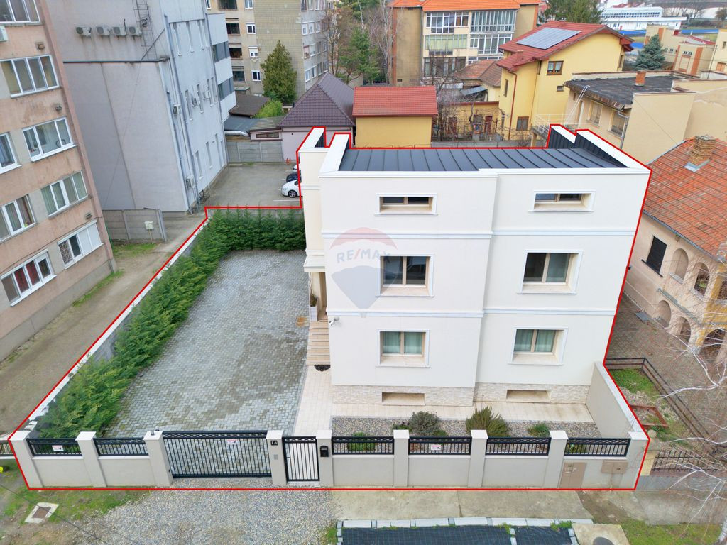 Vilă spațioasă 202 mp utili, Calea Romanilor