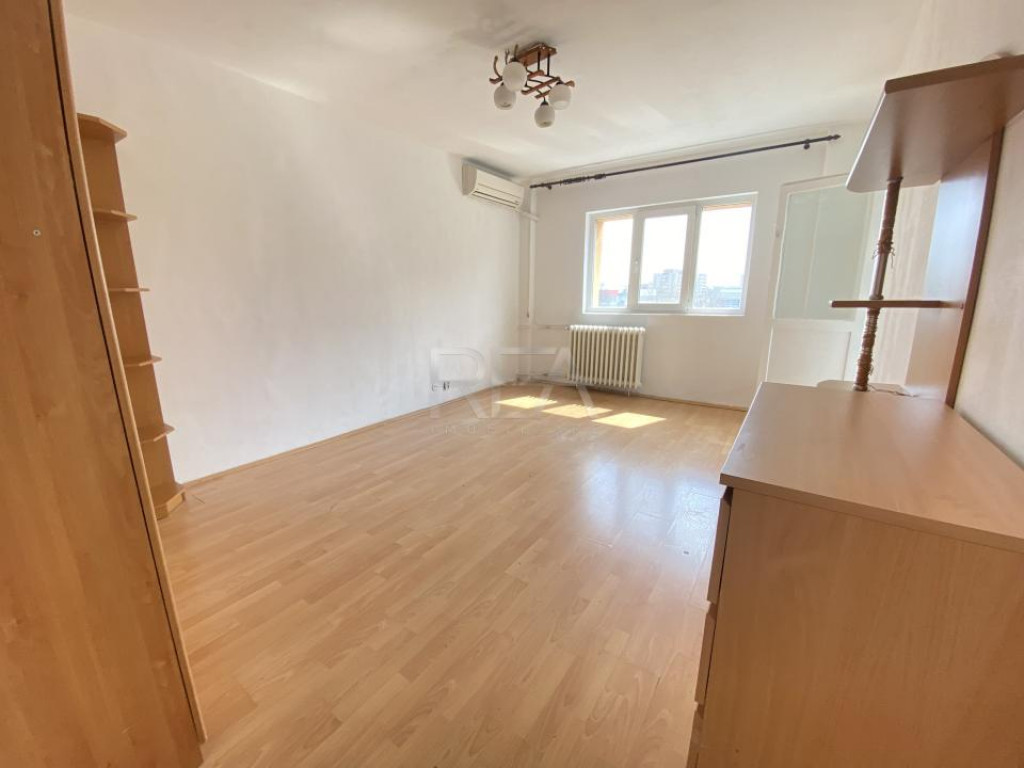 Garsoniera-Bloc Stradal- Calea Rahovei