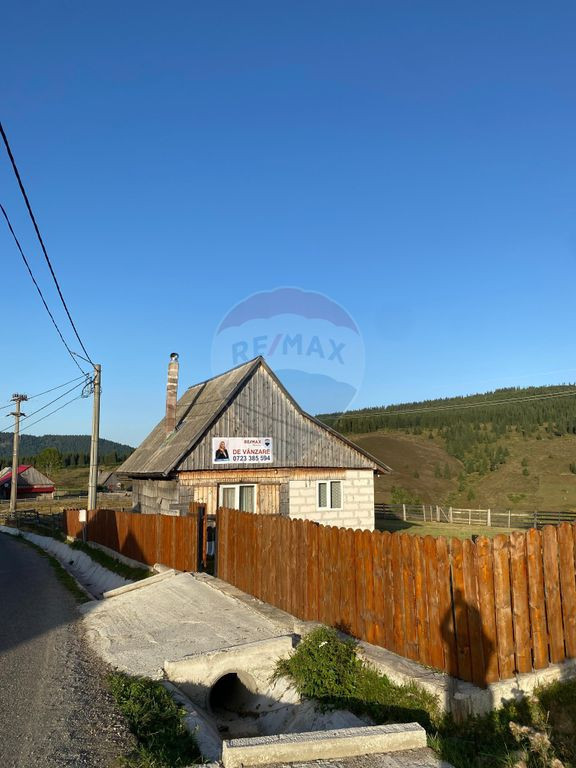 Teren+casa in zona superba-Statiunea Belis-Fantanele, Giu...