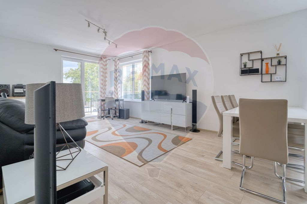 Apartament cu 3 camere de închiriat în zona Bartolomeu,...