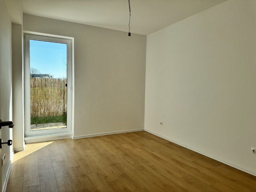 2 Camere + Grădină proprie-Lac Străulești-Mall Colosseum/Sect 1