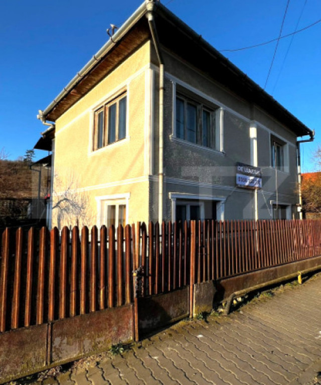 Casă de vânzare în Blaj – 1950 mp teren, 110 mp utili