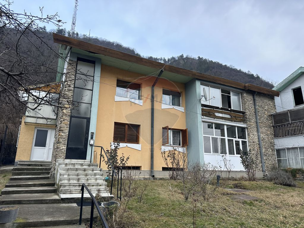 Apartament in vila4 Central 5 camere 175 metri