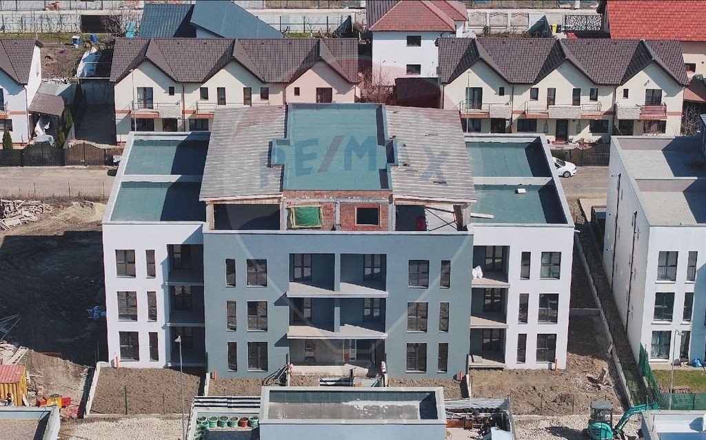 Comision 0 | Garsonieră cu grădină 39 mp Sanpetru Mall