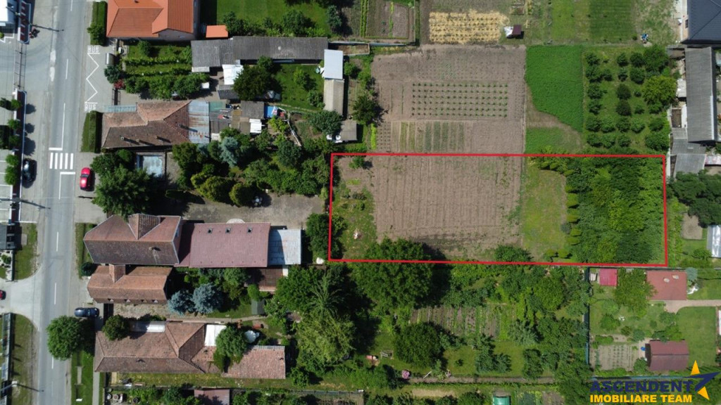 Teren intravilan 1.409 mp, livada, utilitati disponibile ...