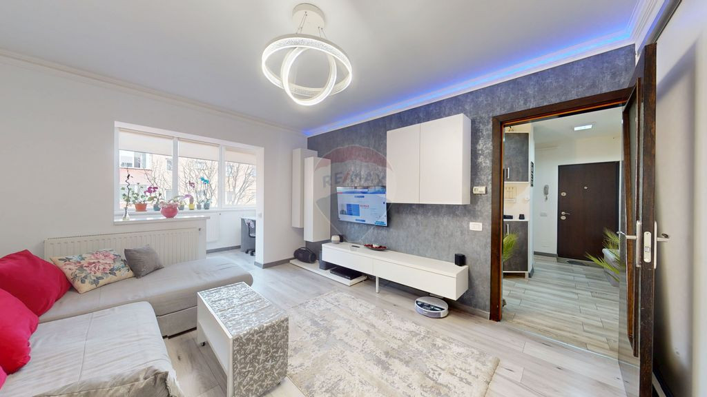 Apartament 3 camere, 2 băi, 2 parcări de vânzare zona ...