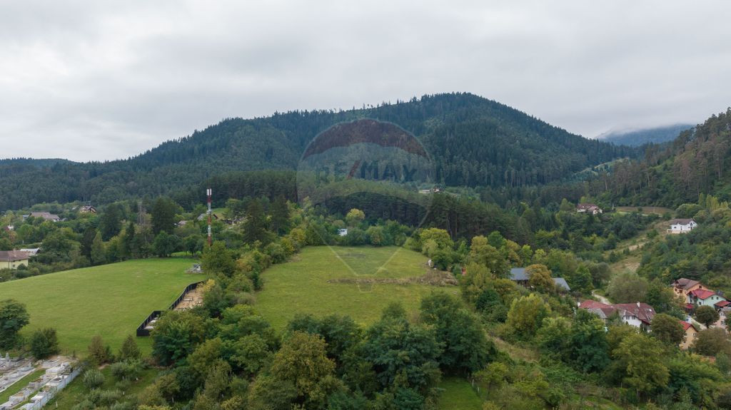 Proiect autorizat (AC) pentru constructia a 6 vile indivi...