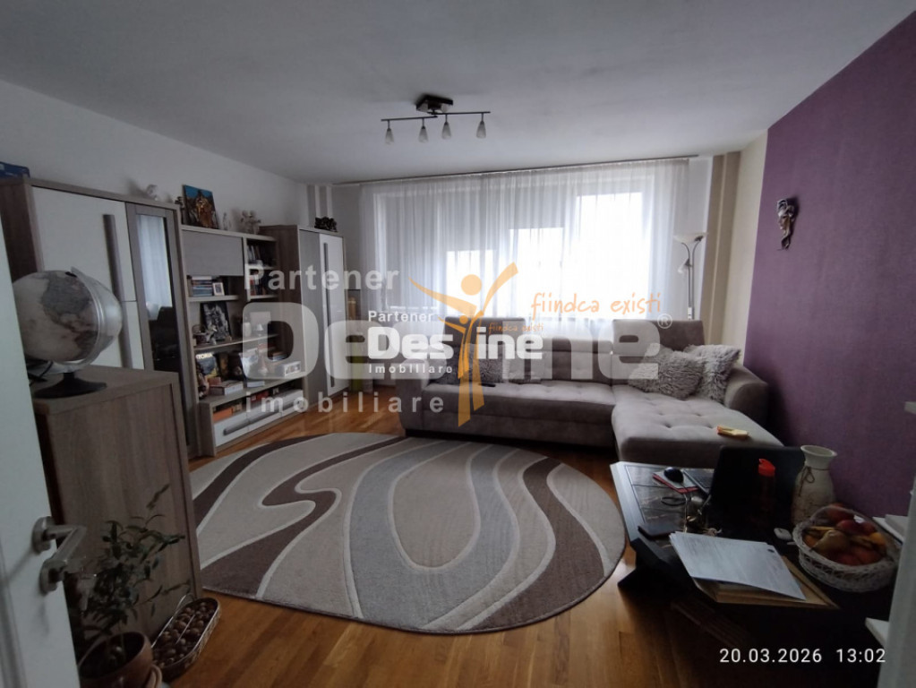 Apartament de vânzare 2 camere, decomandat, mobilat