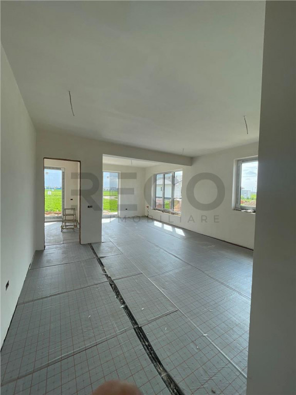 RECO apartament cu 2 camere in Santandrei