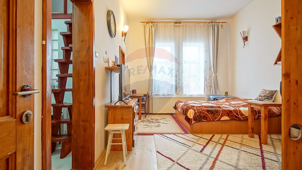 Comision 0% | Garsonieră la casă, curte comună– Mate...