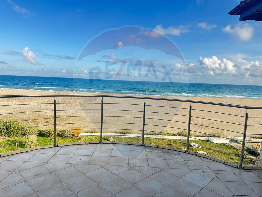 DE VANZARE Apartament cu 4 camere în Mamaia Nord