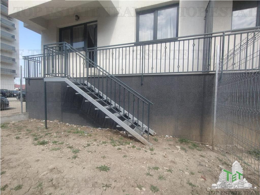 Apartament 2 camere cu gradina si loc parcare, nemobilat, id