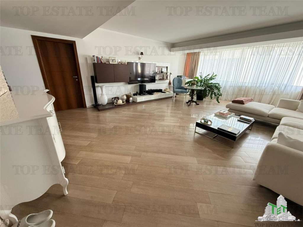 Apartament spatios cu 4 camere, 180 mp, in zona Dorobanti