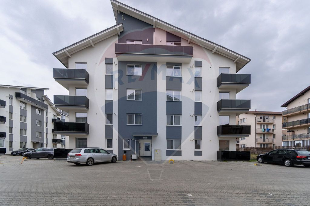 Apartament de închiriat – Râșnov, Cartier Rosenau | ...