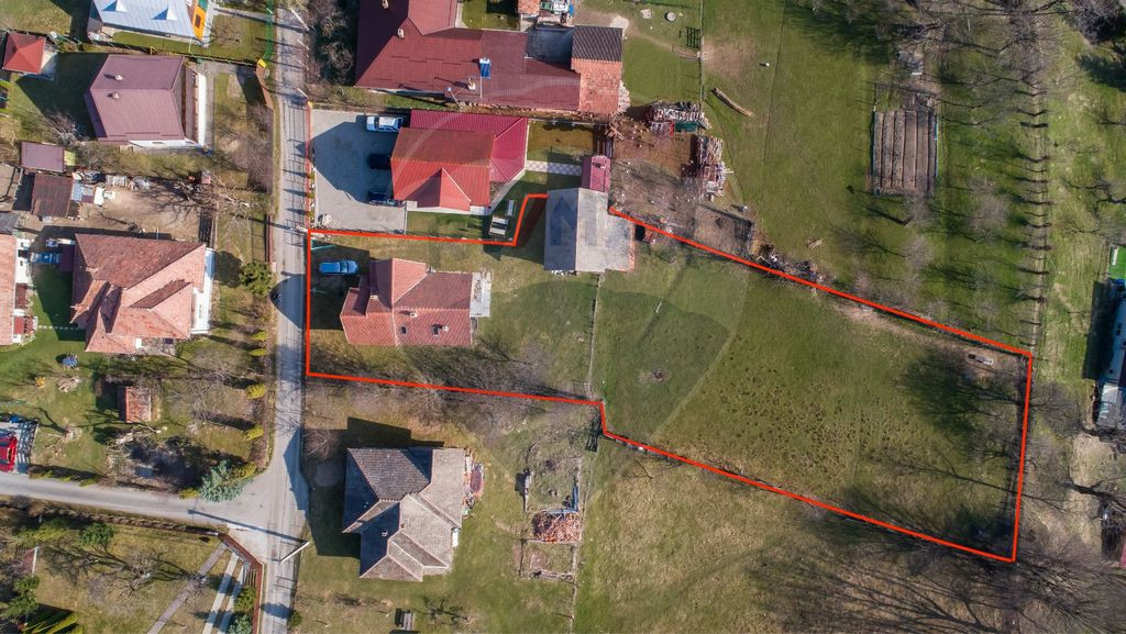 Casă + teren de vânzare – comision 0%