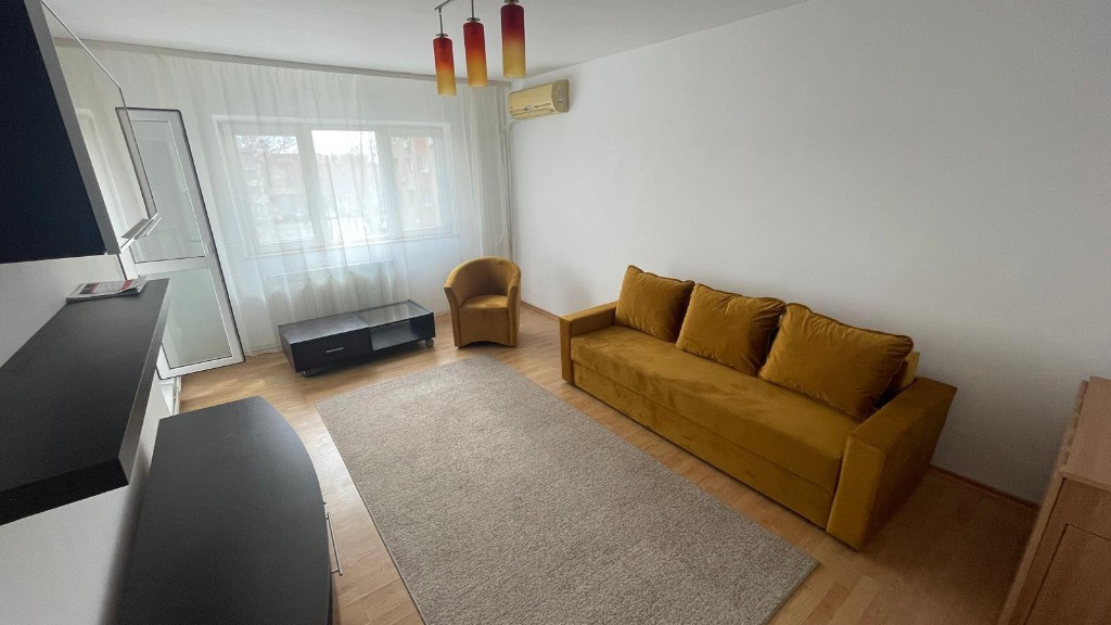 Inchiriez apartament 2 camere decomandat str. Caltunasi