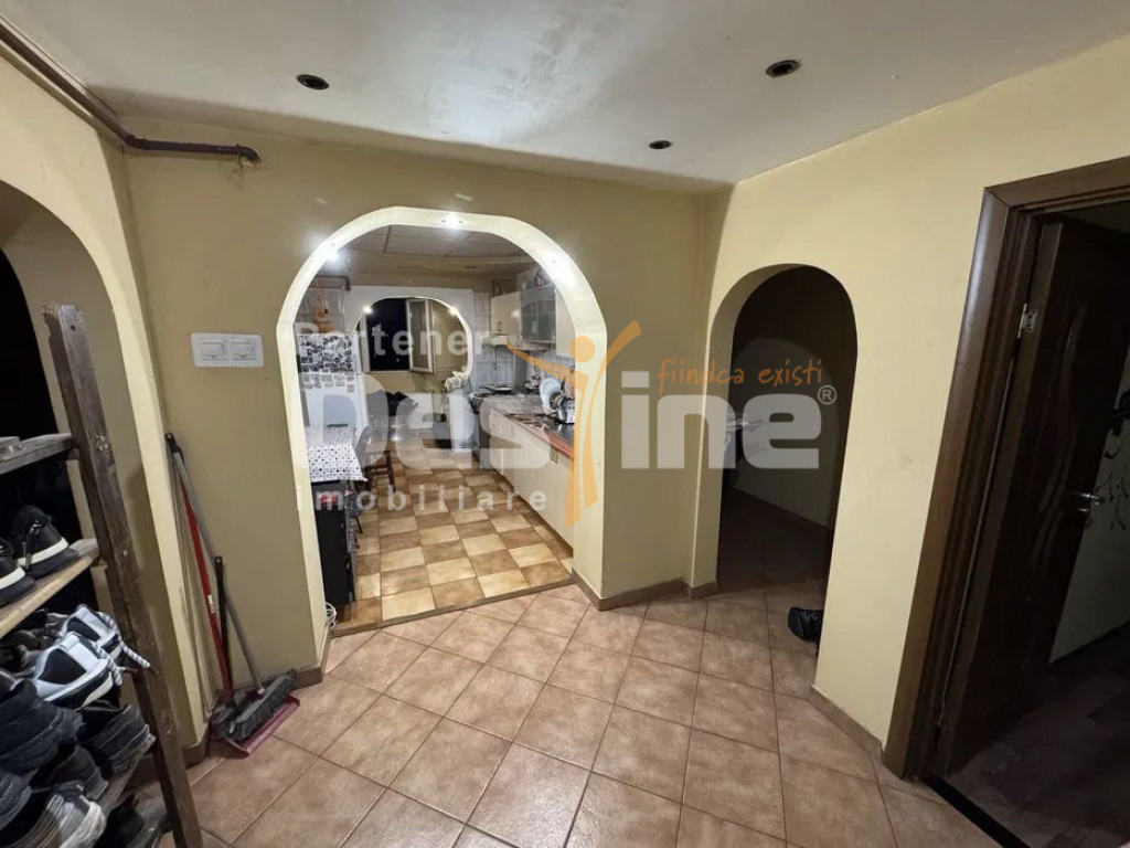 Rahova-Piata Rahova | 4 camere | 89mp | et 3 | 150.000 euro