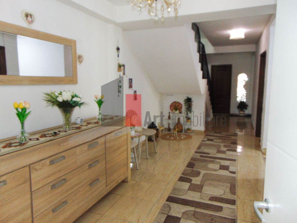 Vilă Premium 7 Camere – Finalizată 2023 | 274 mp Util...