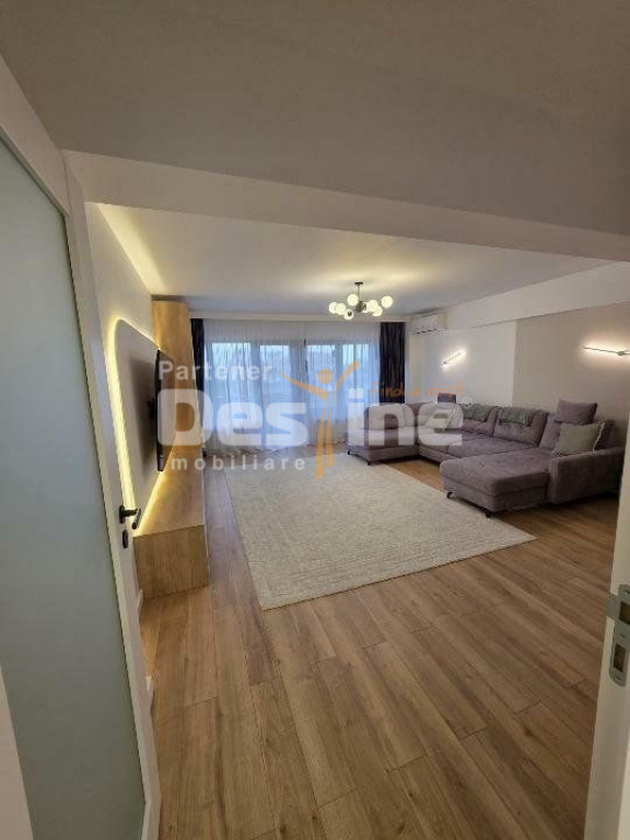 Timpuri noi | 3 camere | 119mp | et 5 | bloc 2015 | loc parc