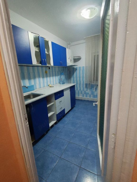 Apartament 2 camere de închiriat - Micro 18