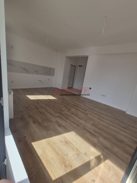 Bragadiru - Leroy Merlin - Finisaje Premium