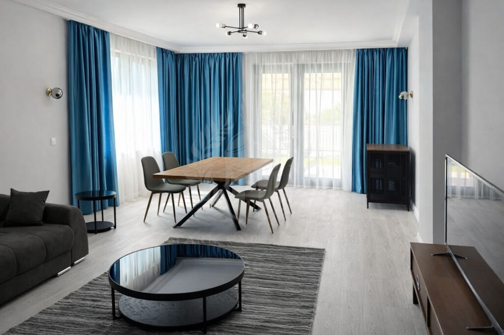 Inchiriere apartament 3 camere, bloc nou, zona Caraiman,