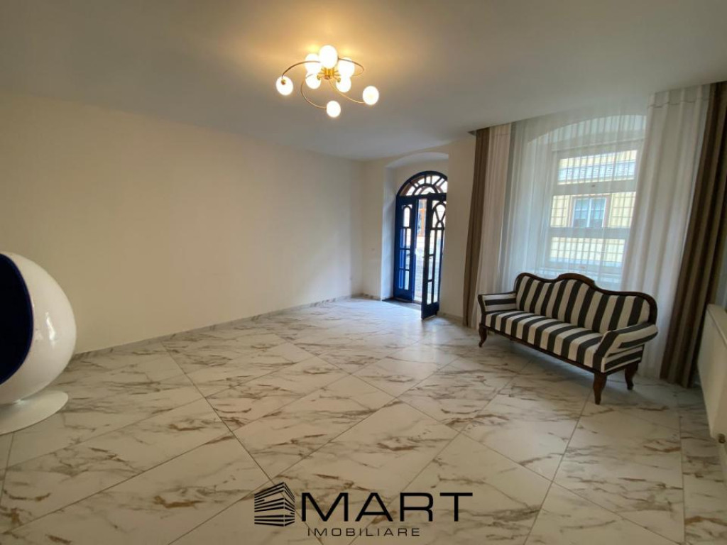 Spatiu comercial 3 camere zona Central Sibiu