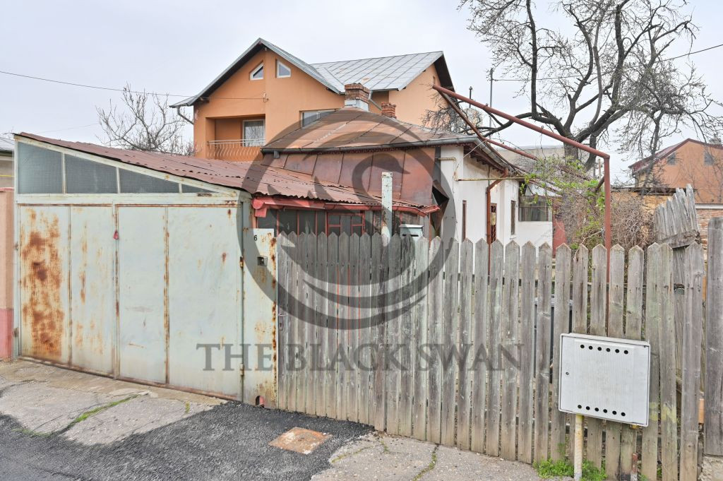 Casa cu 3 camere de vanzare I Zona Centrala - Ploiesti I ...