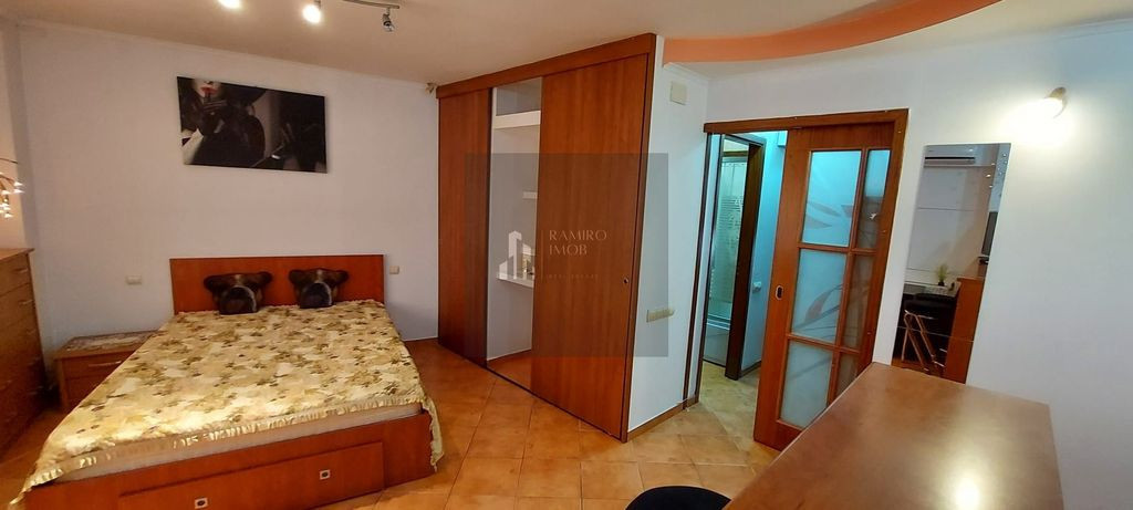 Garsoniera Sebastian