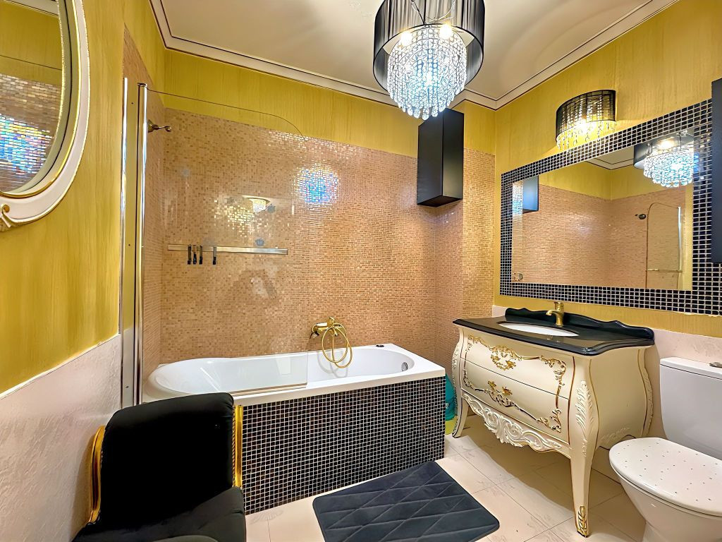 Sector 3 1 Decembrie 1918 garsoniera decomandata 40mp mob...