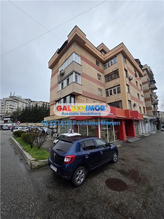 Spatiu Comercial central situat aproape de Mall Pitesti