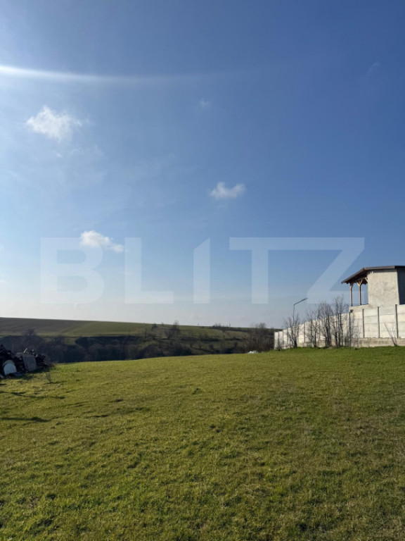 Teren Intravilan Bucovat, Sat Sarbatoarea