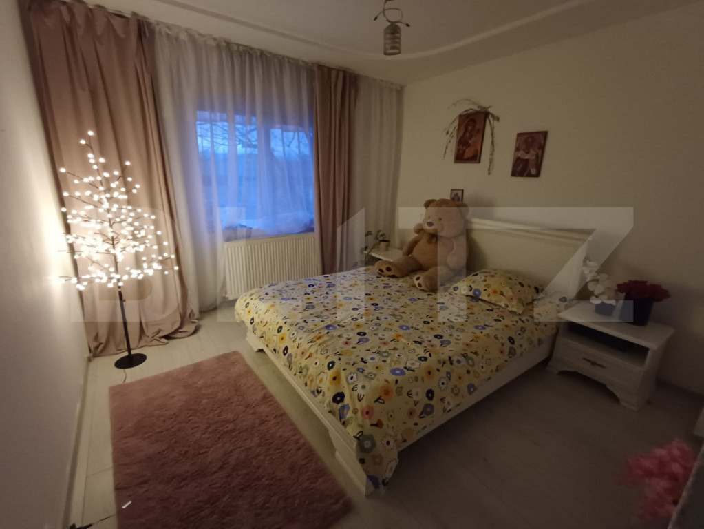 Apartament de vanzare, cu 3 camere, 67 mp, zona parc Debarca