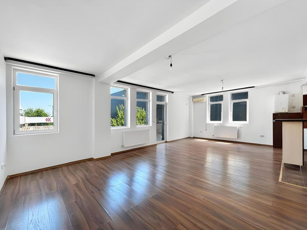 SAD | 106 MP - Pretabil Office | Spatios | Accesibil | Co...