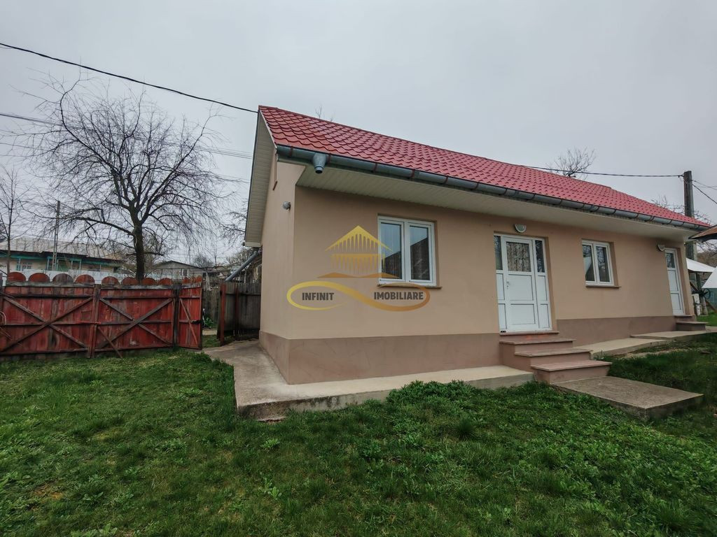 Casă din BCA, izolata, de vânzare în Parincea