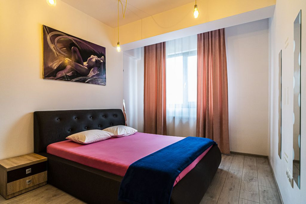 2 CAMERE, 56 mp, etajul 1, mobilat-utilat, Lujerului, Pla...