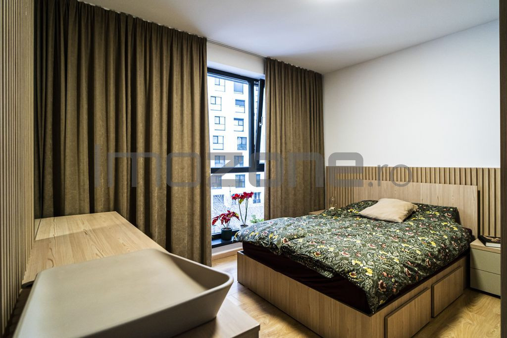 Plaza Mall, 2 camere, decomandat, 60 mp, etaj 2, mobilat,...