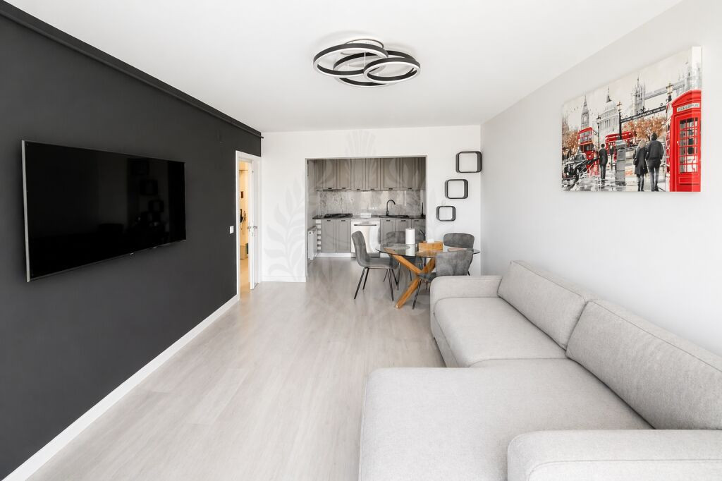 Apartament 2 camere, etaj 3/4, zona Republicii Ploiesti