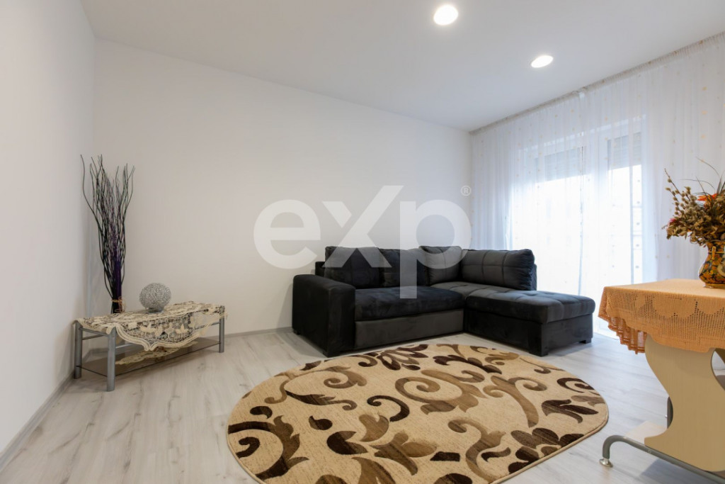 Casă / Vilă cu 6 camere de vânzare